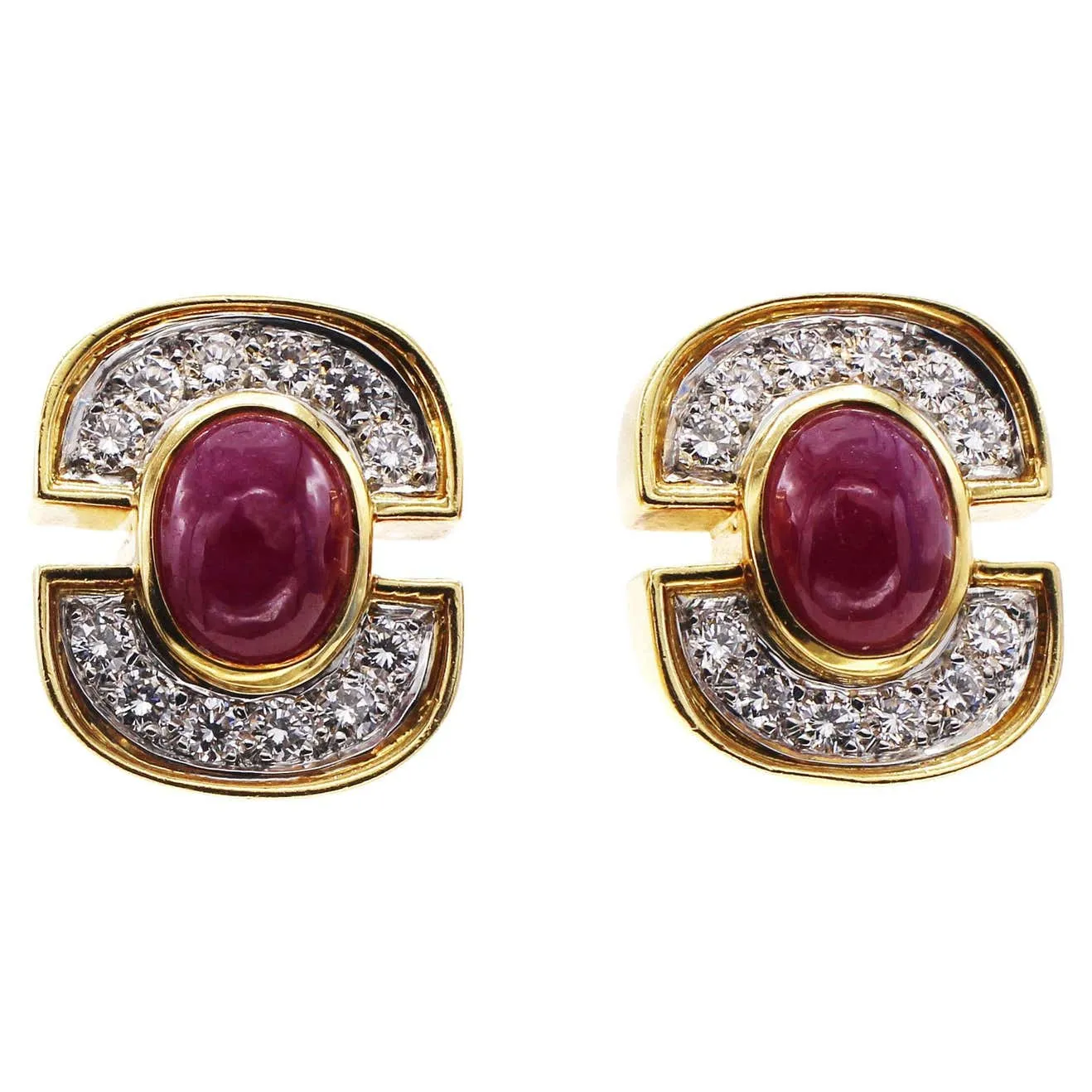 1980s Cabochon Ruby Diamond 18 Karat Gold Ear Clips