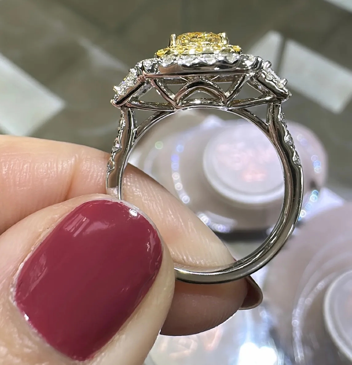 2.41ct tw Ladies Fancy Yellow Center Trapezoid Side Diamond Ring