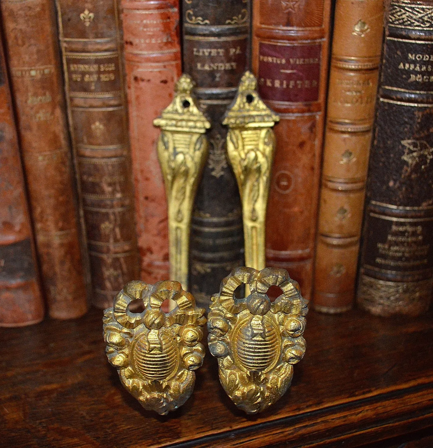 Antique Pair French Heavy Gilded Bronze Drapery Tie Backs Hooks Hardware Ornate Bow Floral Design