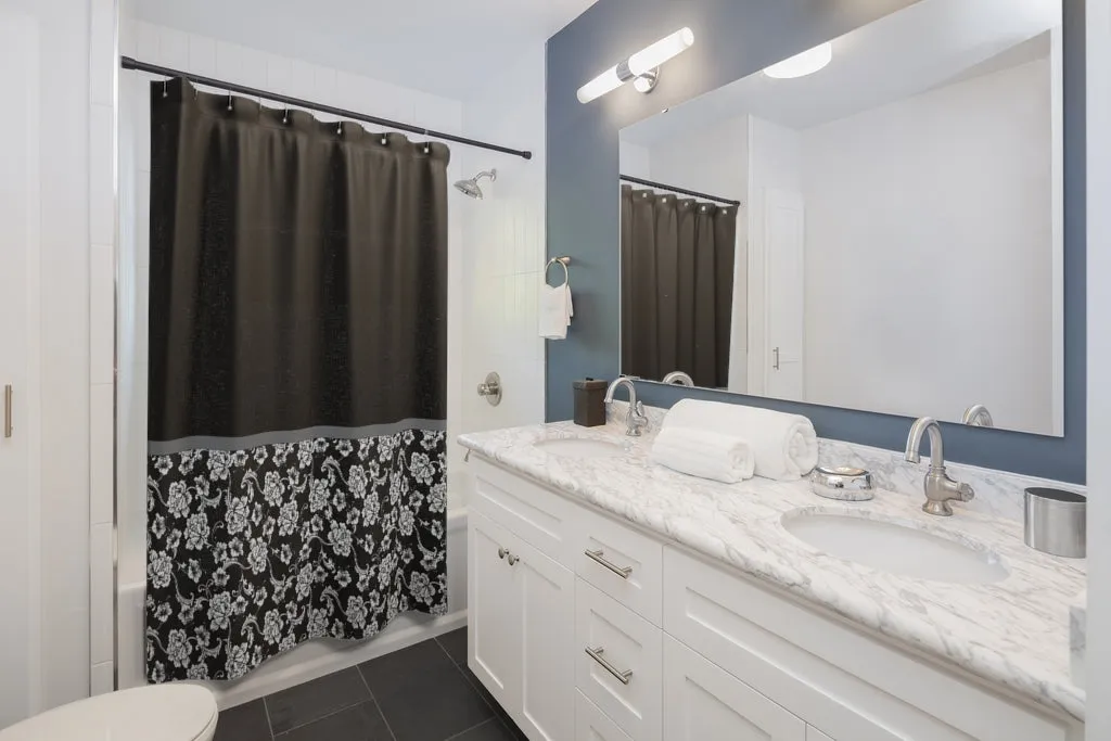 Baroque Shower Curtain In Black Contrast Color Block Pattern