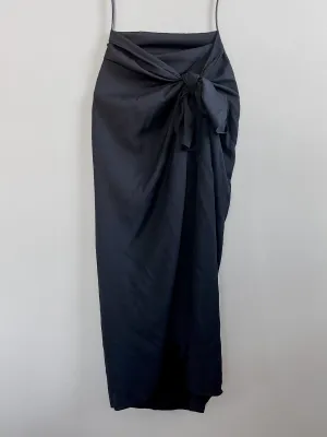 Black Beach Sarong