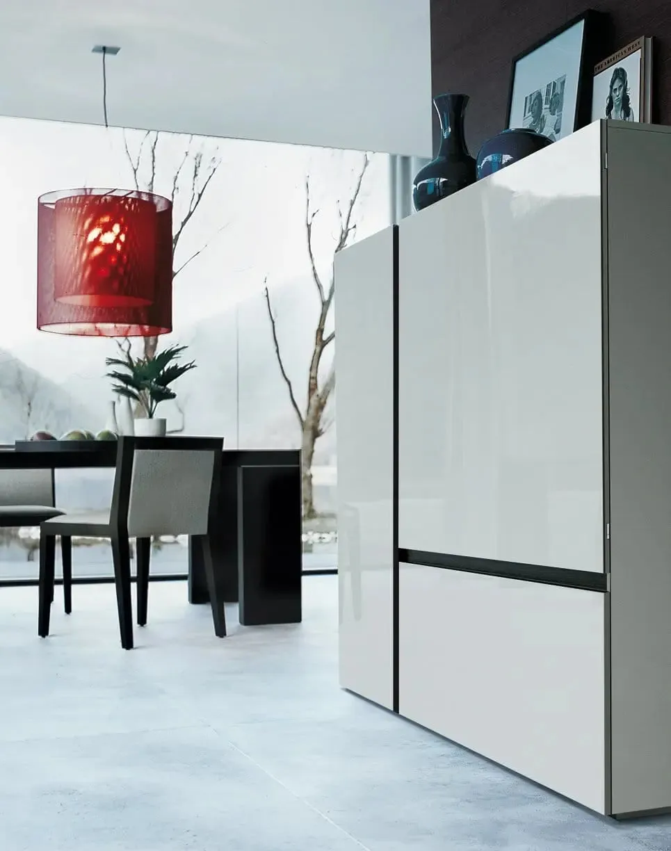 Free - Sideboard