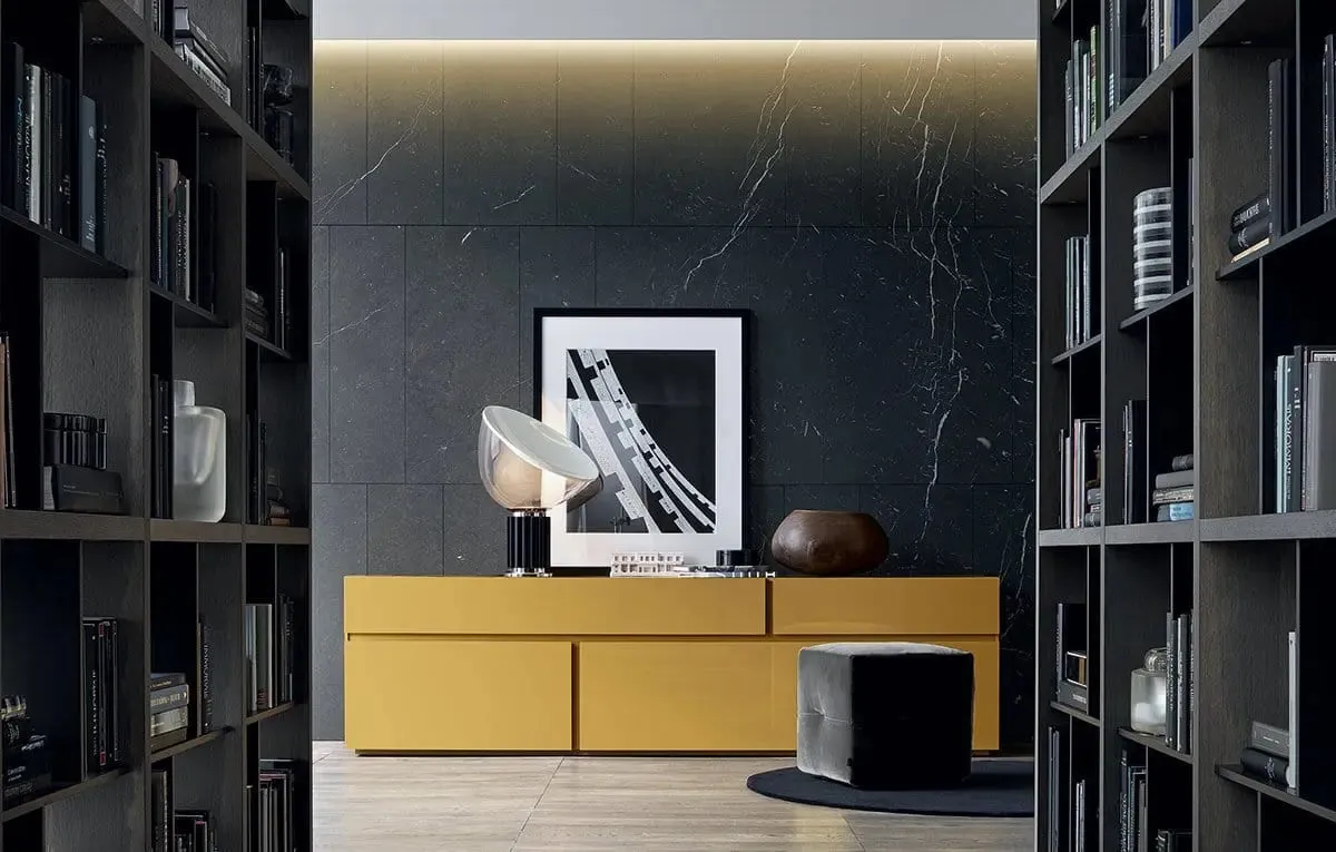 Free - Sideboard