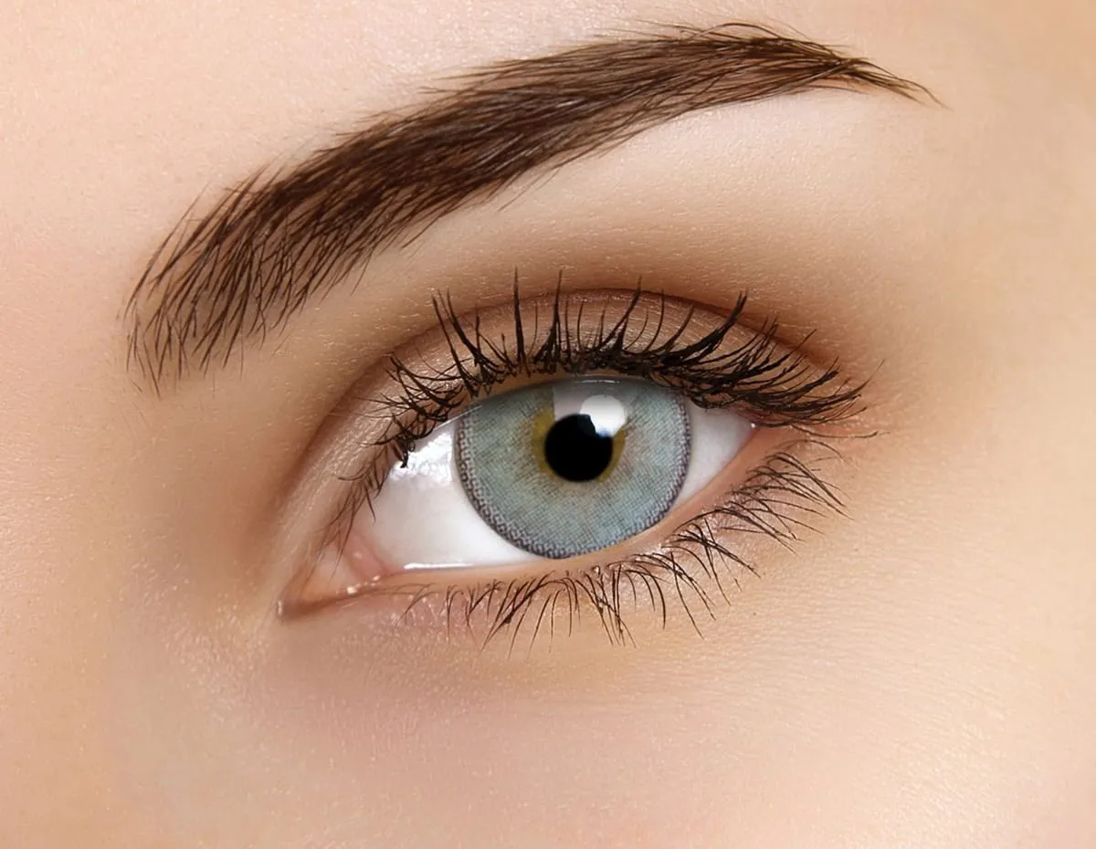 Gleaming Green Coloured Contact Lenses