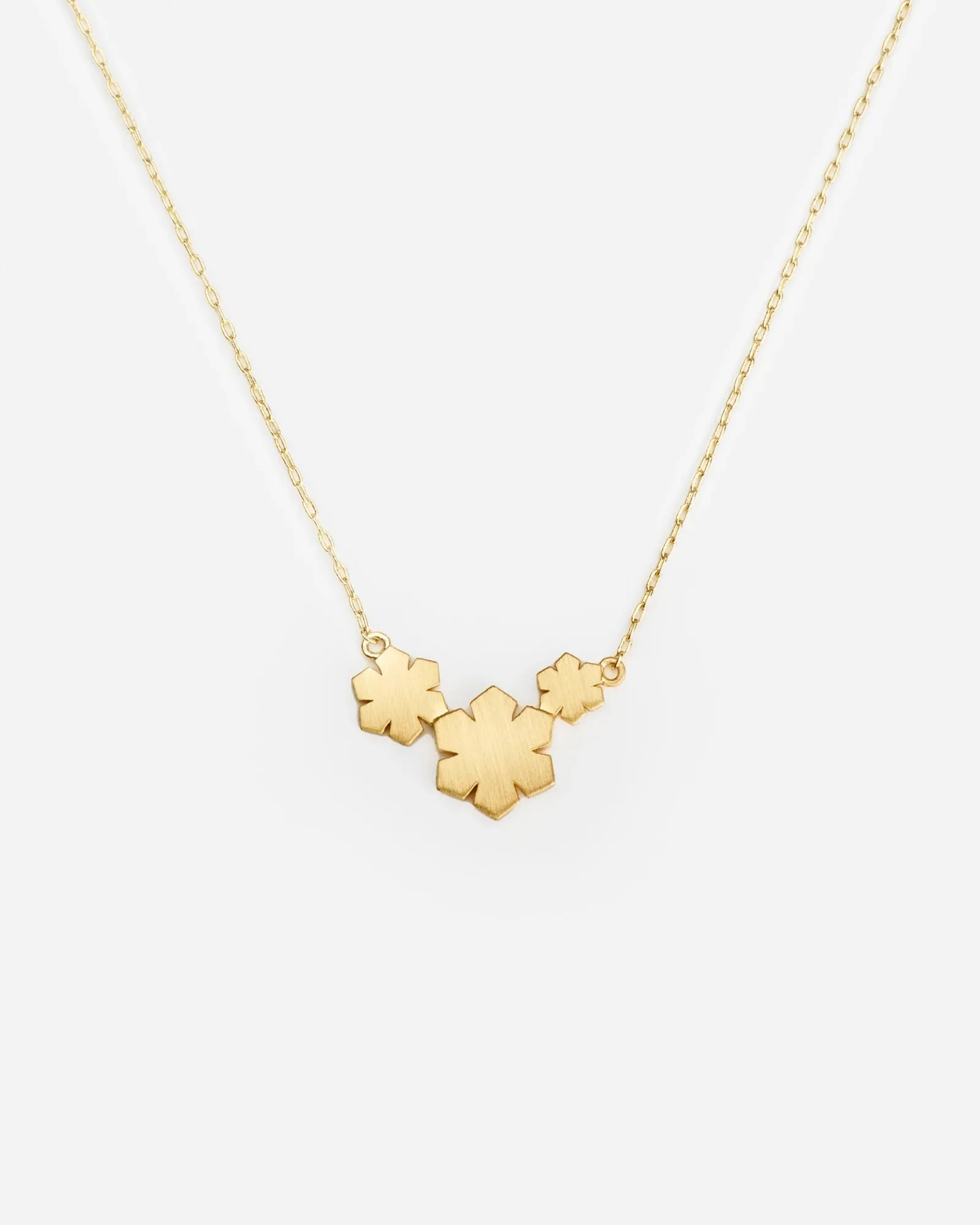HOLDING HANDS KALMUS NECKLACE