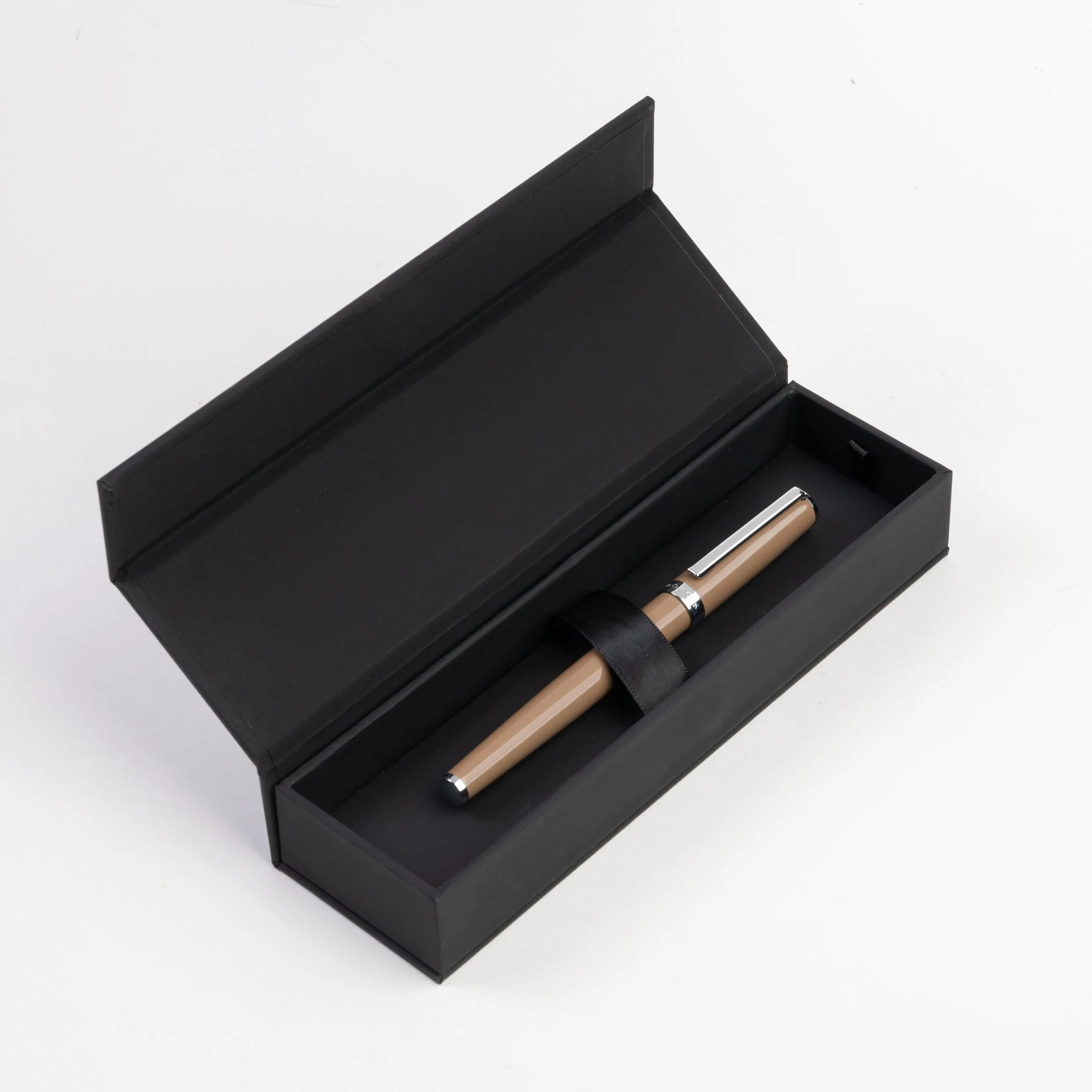 HUGO BOSS HSN2542Z-Fountain pen Gear Icon Camel