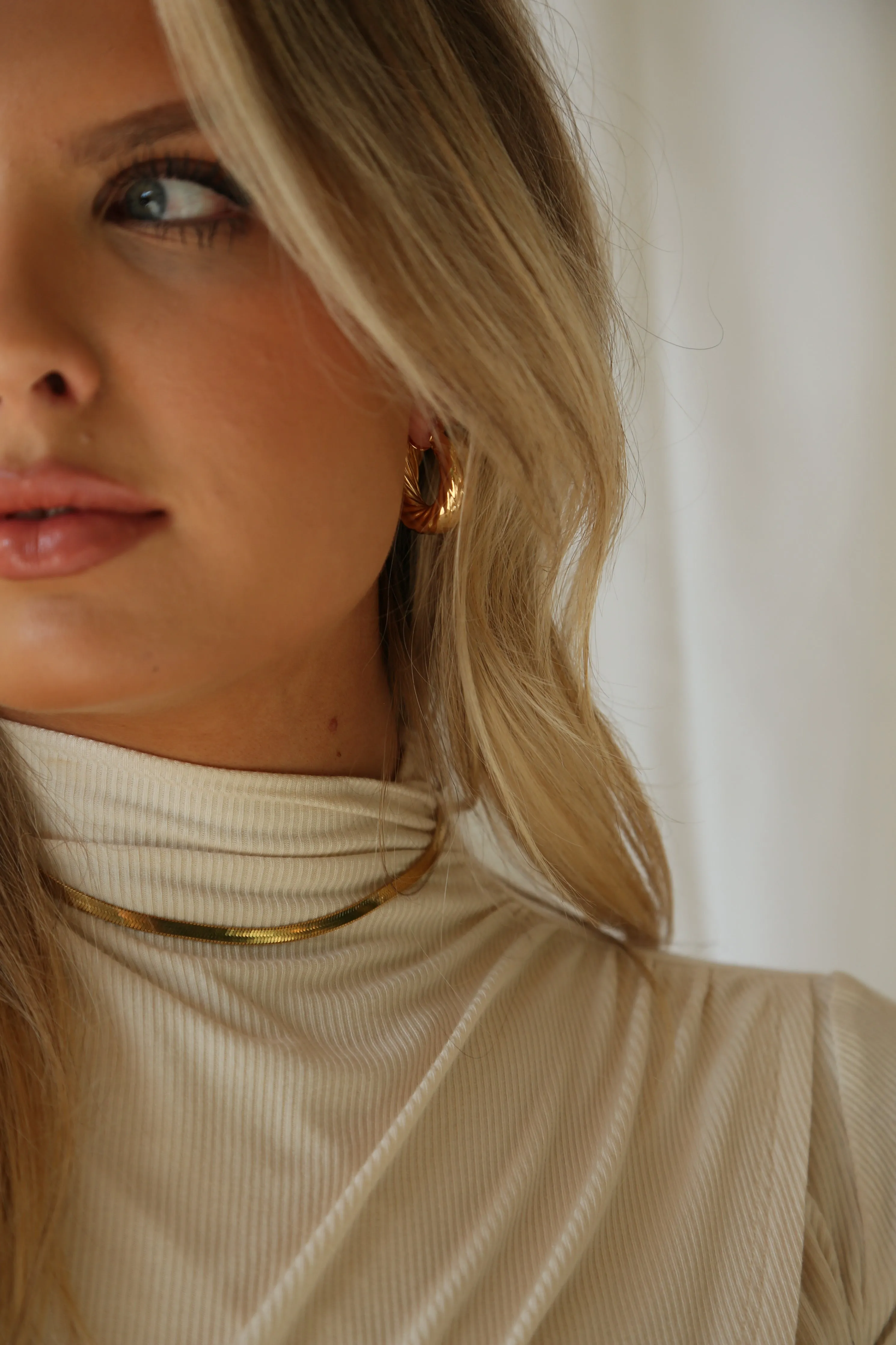 Island necklace