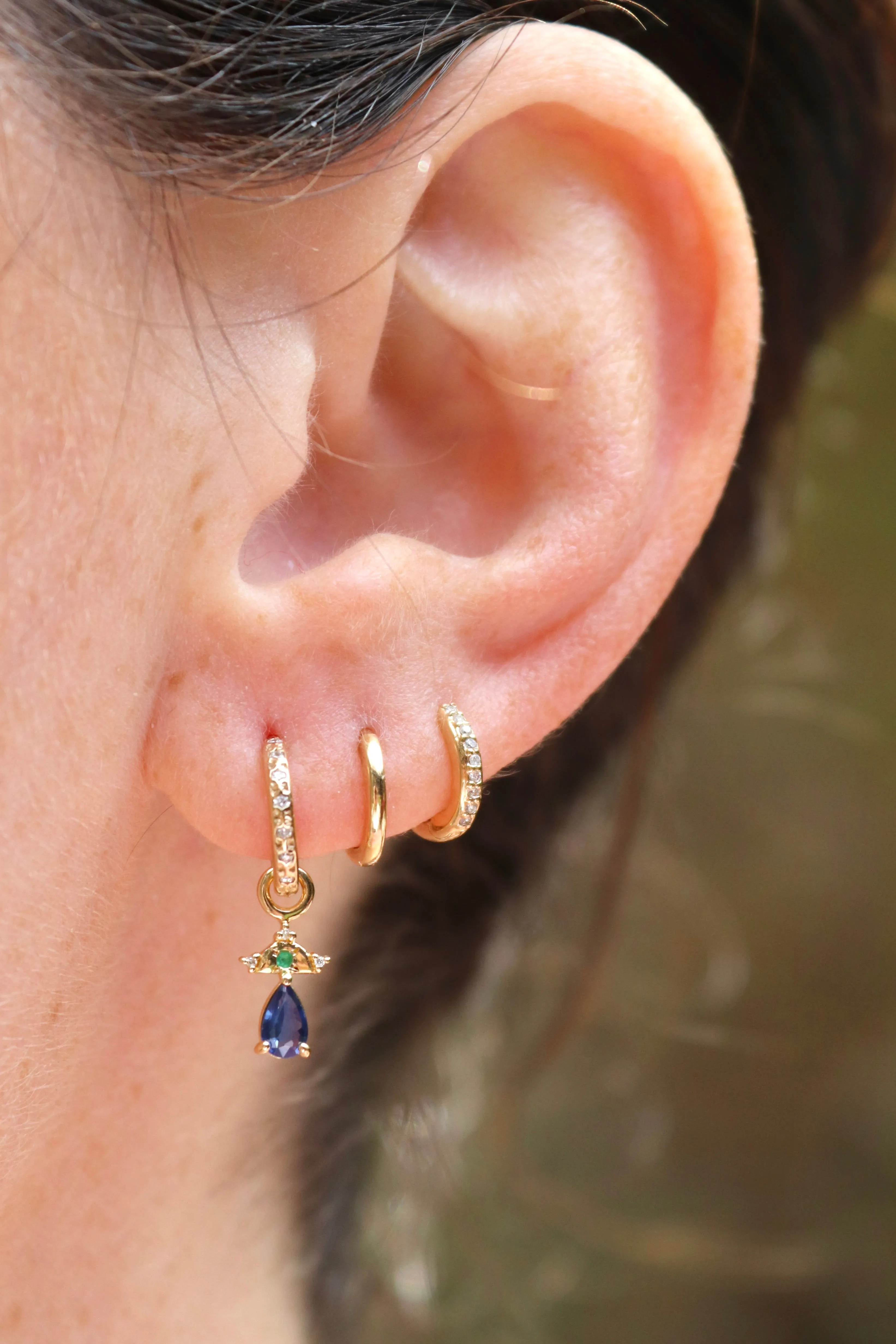 Jubilee Party Hat Charm In Blue Sapphire