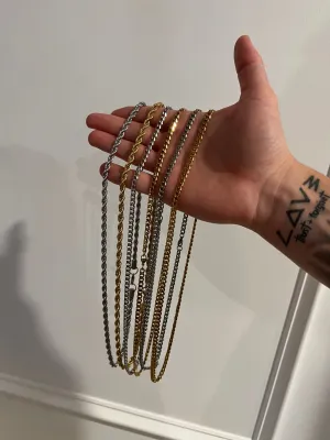 MENS SHINY SILVER CUBAN CHAIN