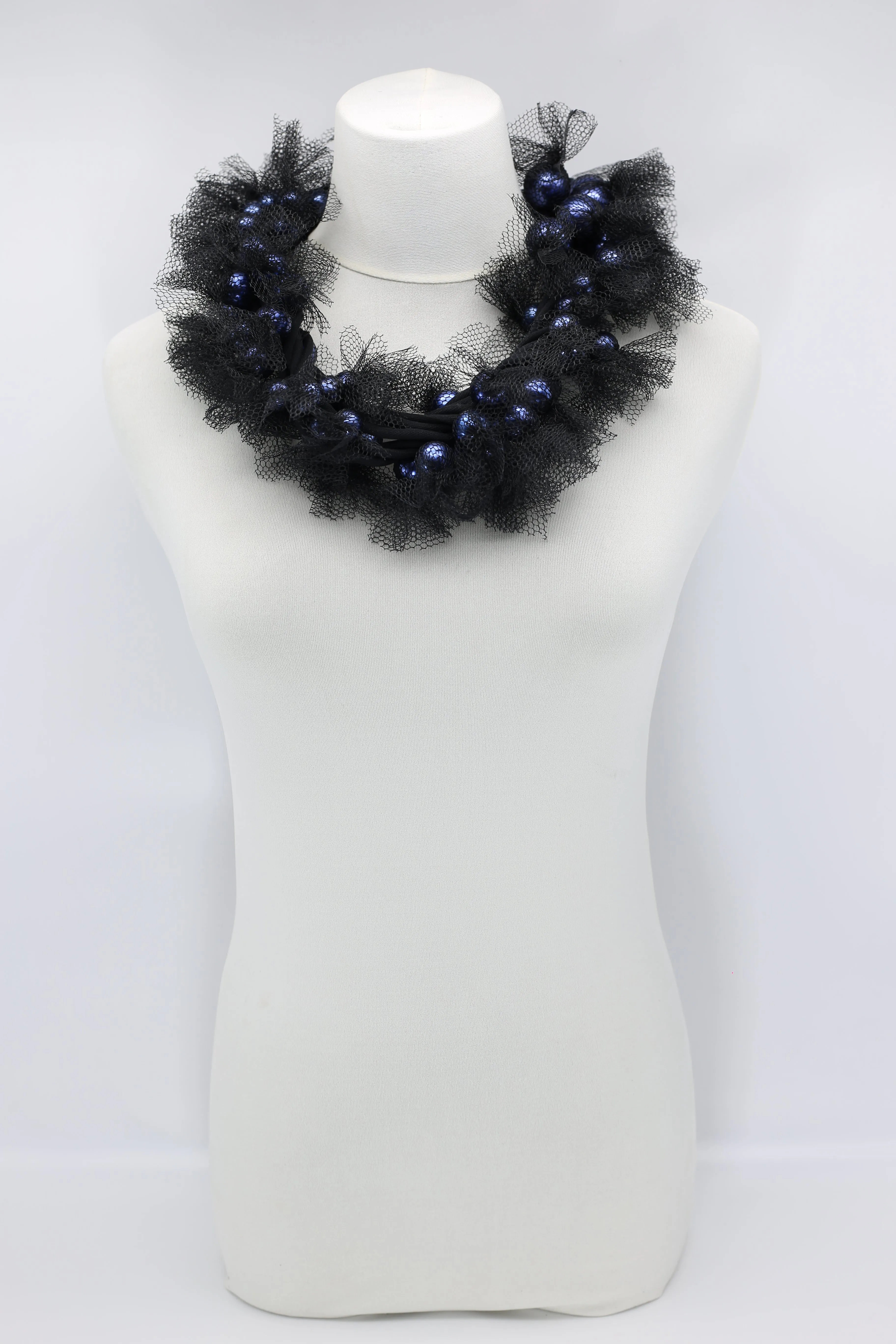 Mesh-wrapped Faux Pearls Necklaces