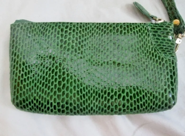 NEW Pebbled PYTHON Floral Leather WALLET Wristlet Change Purse GREEN Boho