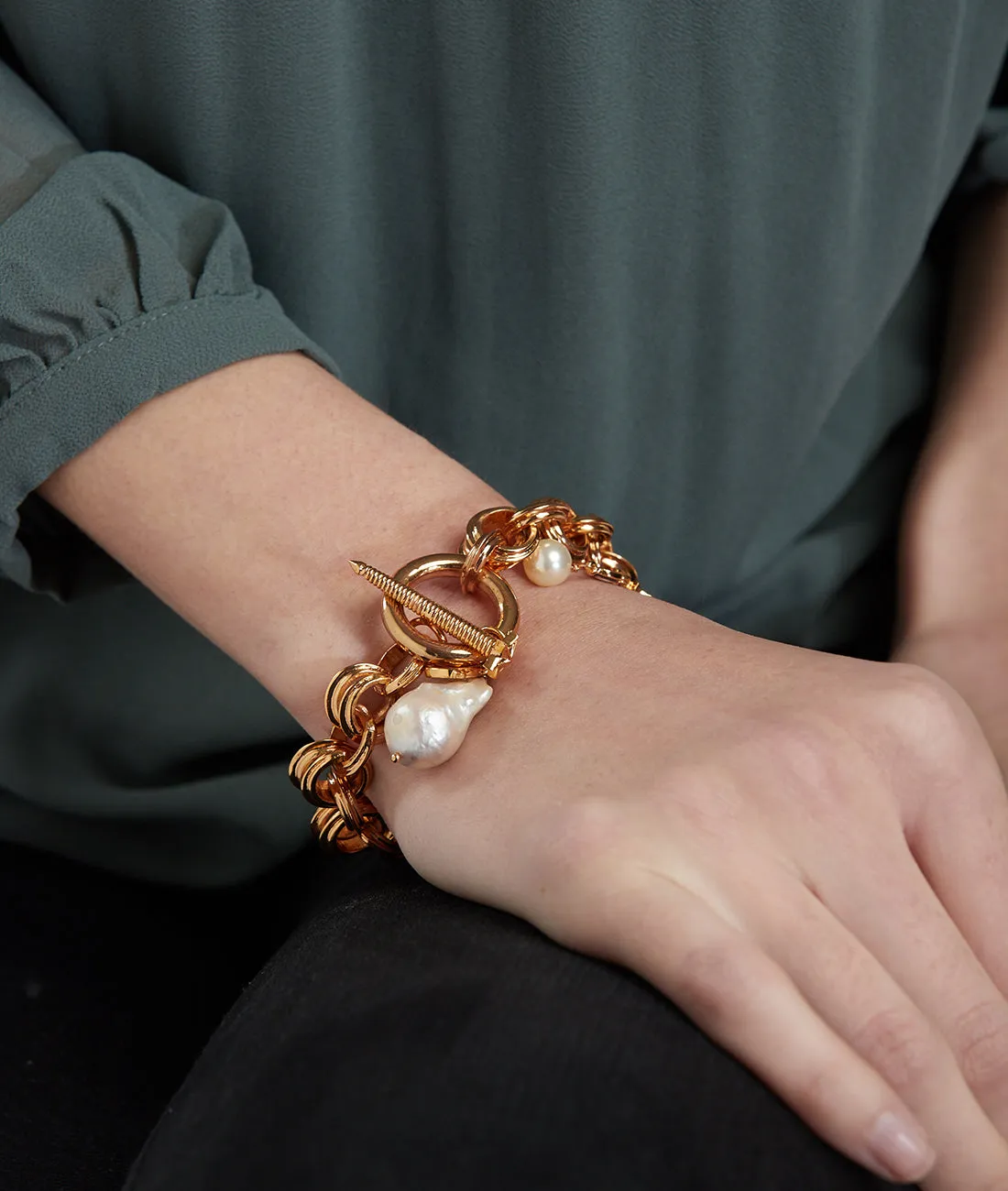 Outhouse   -   Pearls des Celeste Bracelet