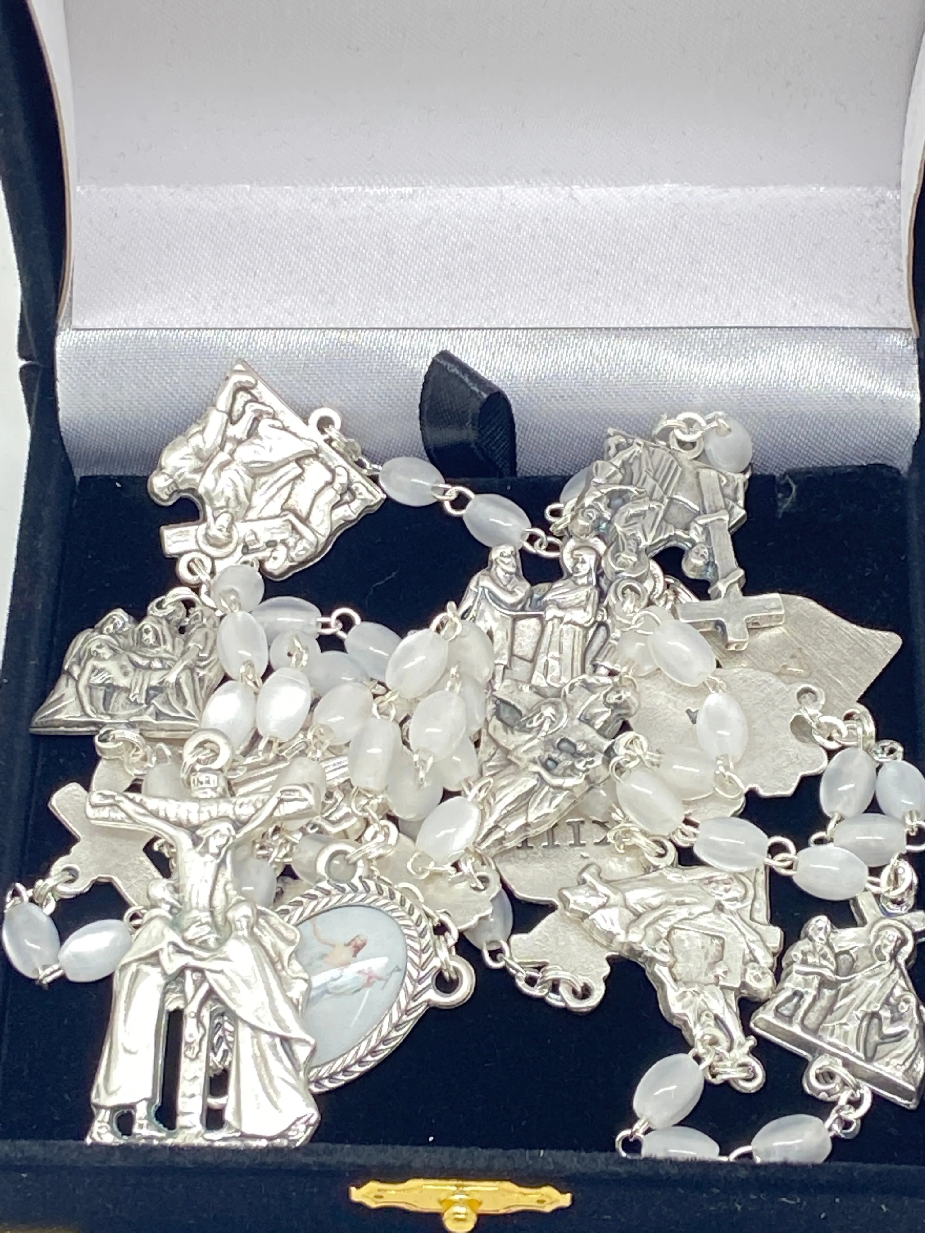 Oval Faux Mother of Pearl Bead 15 Stations of the Cross Rosary