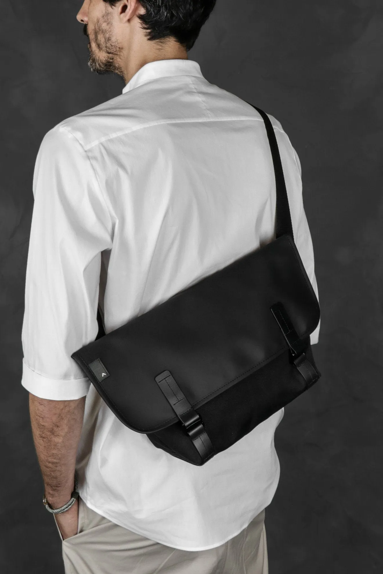 Pacer Messenger Dry