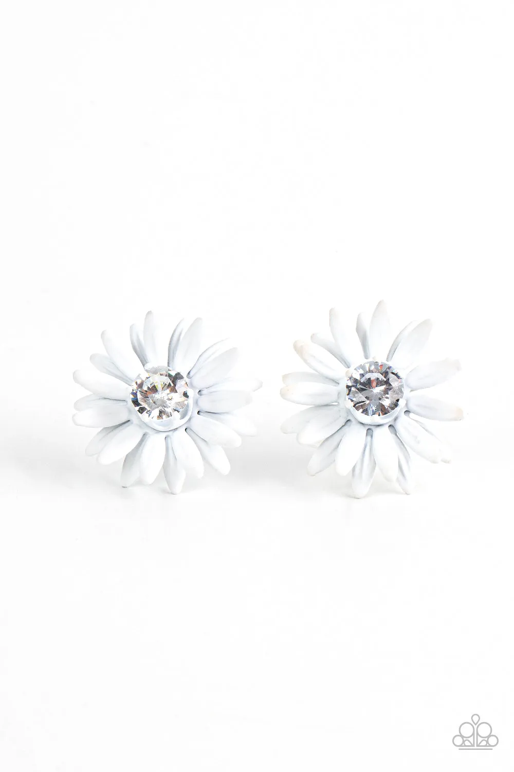 Paparazzi Sunshiny DAIS-y - White Flower Earrings