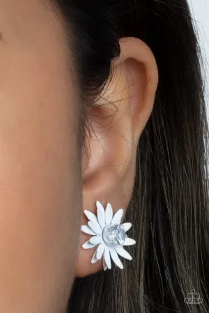 Paparazzi Sunshiny DAIS-y - White Flower Earrings