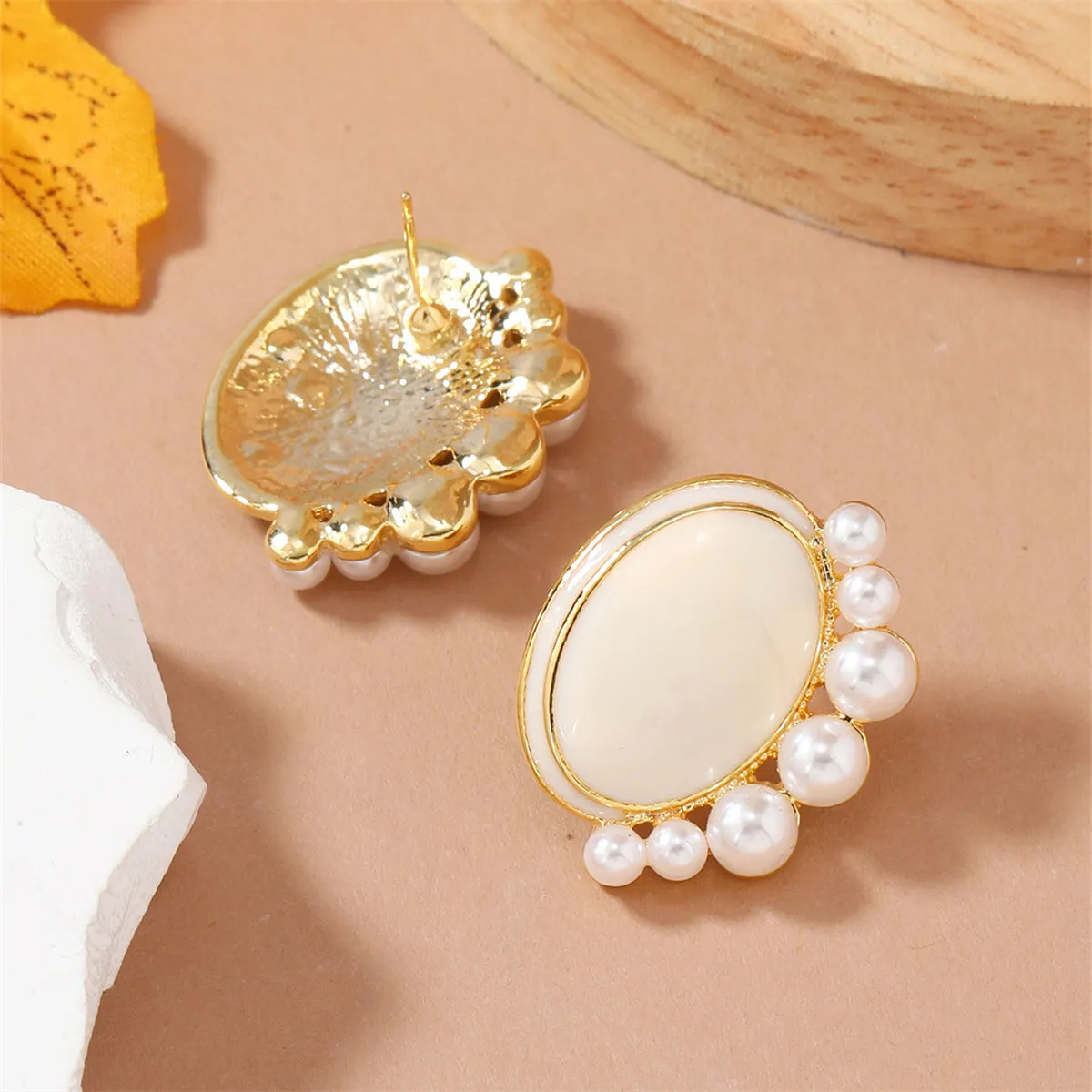 Pearl & Enamel 18K Gold-Plated Oval Stud Earrings