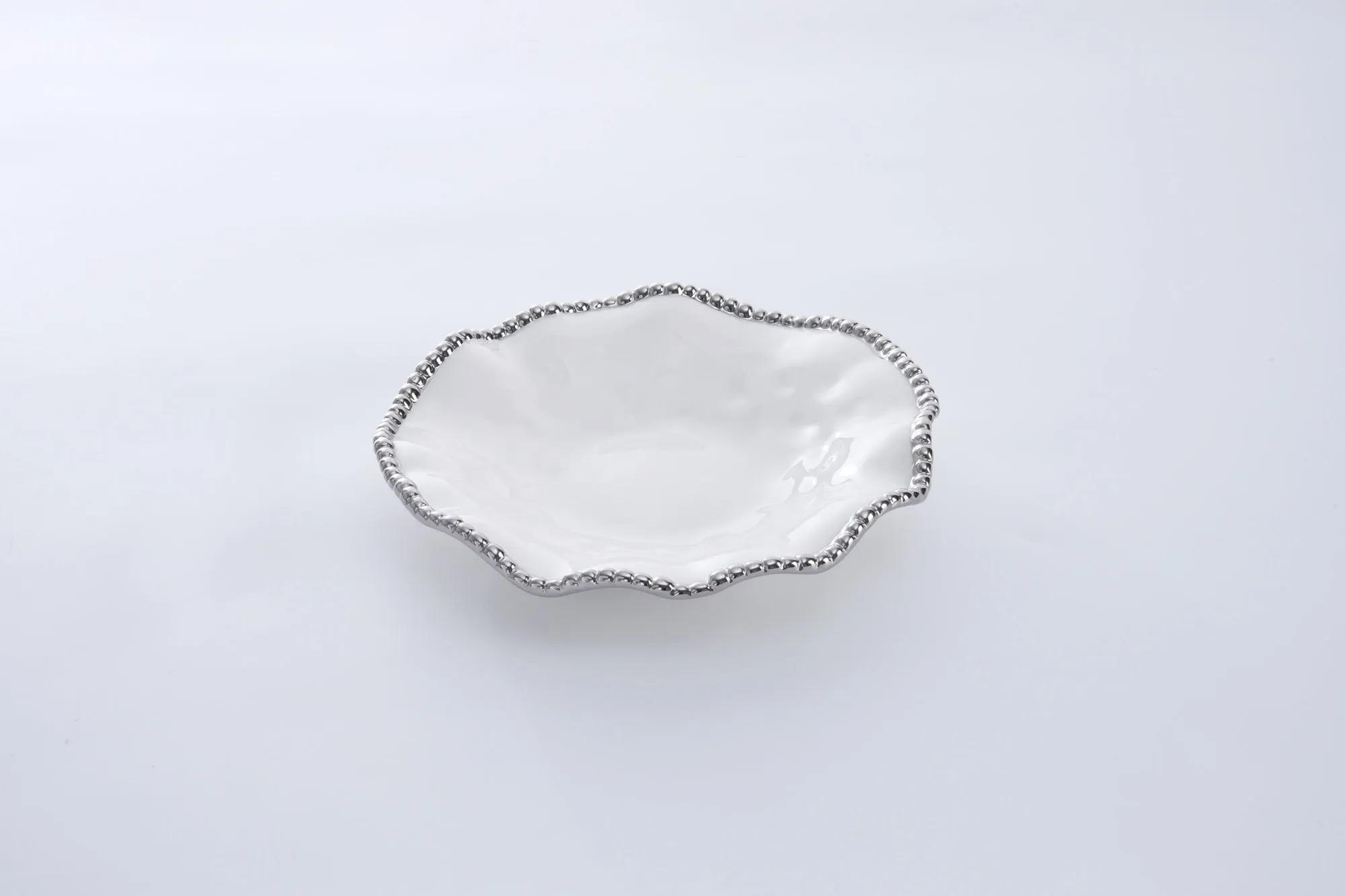 Salerno Wavy Round Serving Piece