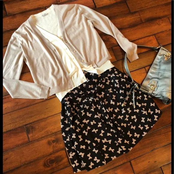 SEE BY CHLOE black &amp; cream bow patterned skirt