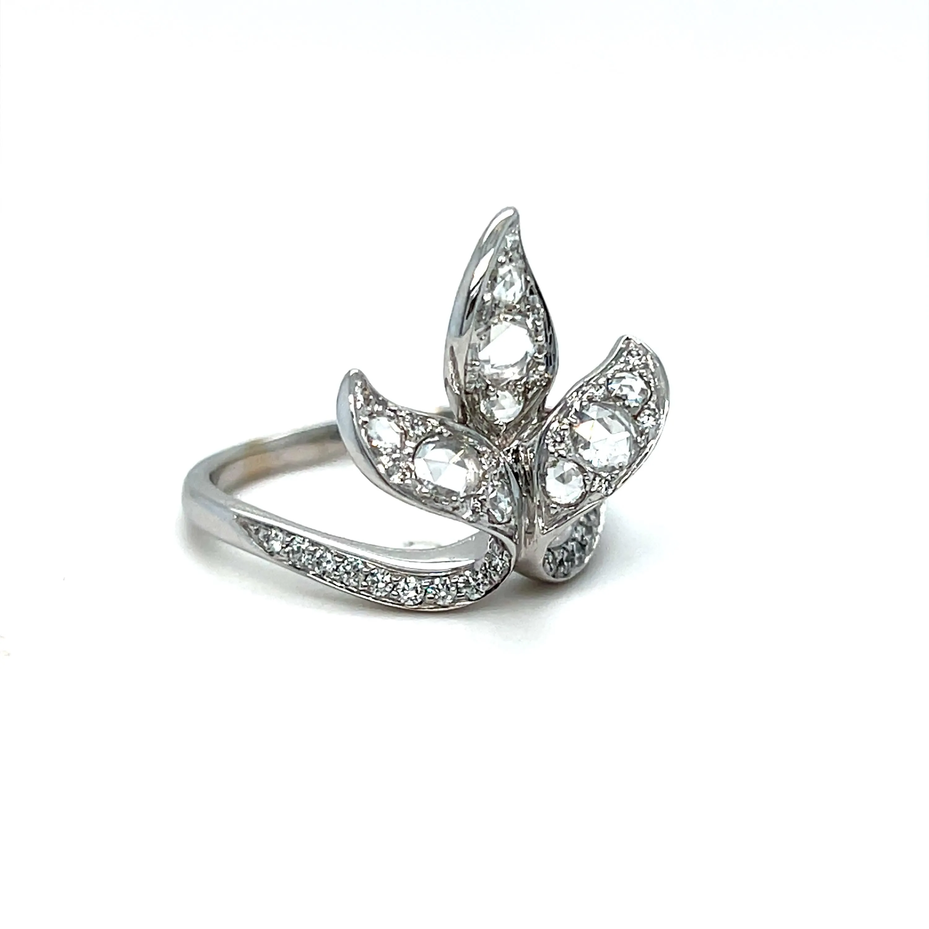 Vintage 18K White Gold Leaf Diamond Ring with Rose Cut Diamonds.
